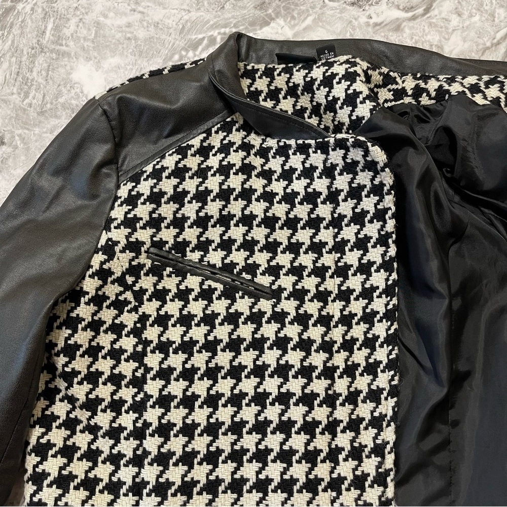 A New Approach a.n.a Womens Cropped Jacket Faux Leather Wool Black White Sz L - Picture 12 of 14